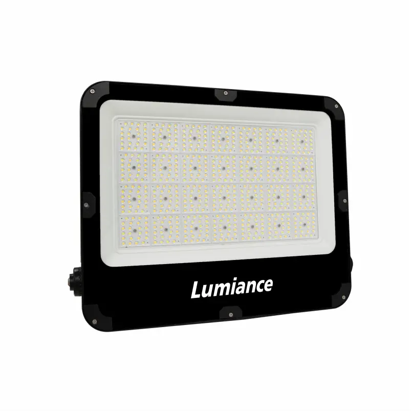 [P29575L] REFLECTOR LED JETA FLOOD HW 50K 120-277V IP65 IK07 LUMIANCE (300W)